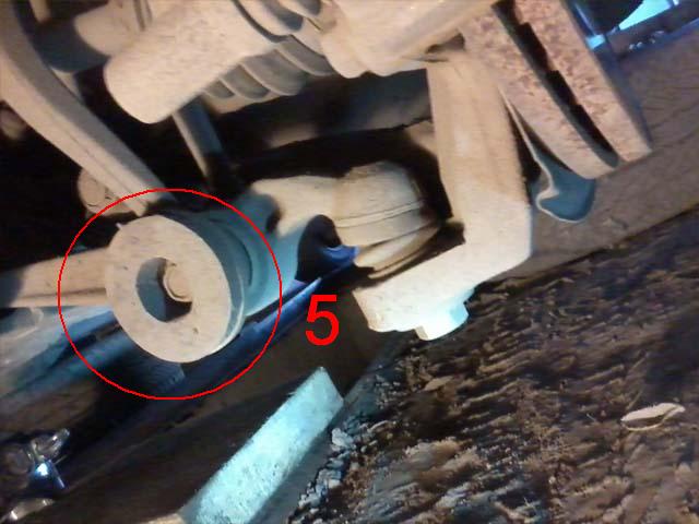 051.jpg